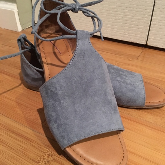 Universal Thread Shoes - Universal Threads blue suede sandals